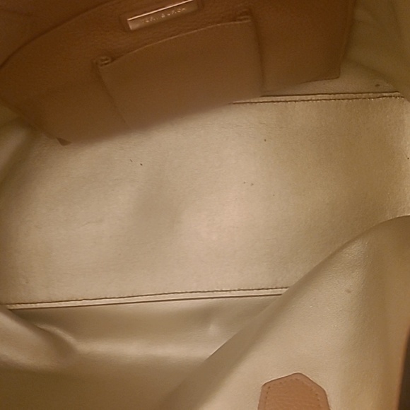 Tory Burch tote/matching wallet, used, had visible wear and tear. See photos. - Picture 9 of 14